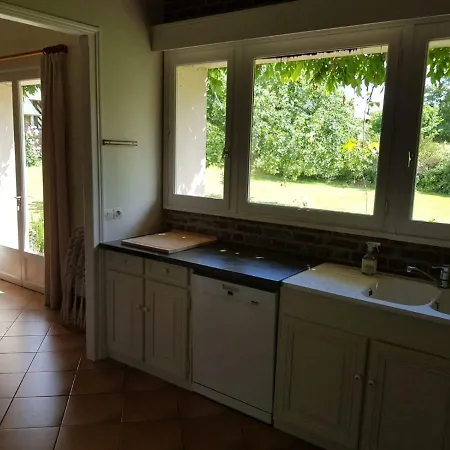 Дом отдыха Cour La Ville Le Pressoir Le Mesnil-sur-Blangy